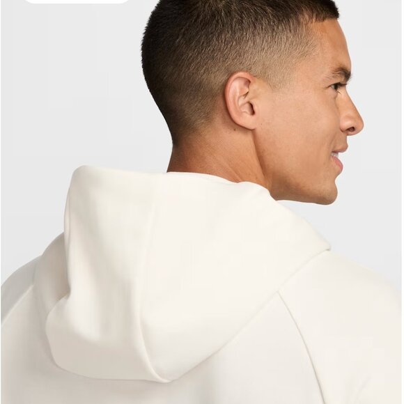 Jordan Brand - Men's Dri-FIT UV Pullover Performance Hoodie - S - Picture 7 of 8